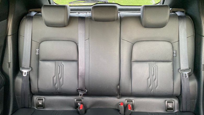 Nissan Juke 1.0 DiG-T 114 Tekna 5dr Petrol Hatchback